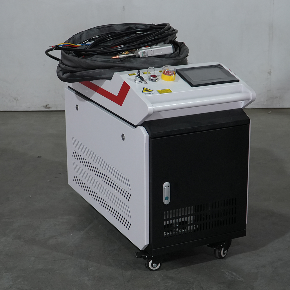 Industrial Water Cooled Handhe - огляд і ціна Industrial Laser Machine Price