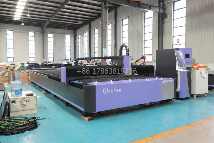 6000 Watt Fiber Laser Cutting  - огляд і ціна Fiber Laser Cutting Machine