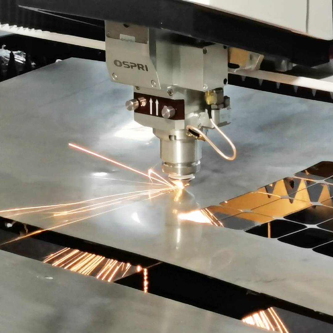 2000W Laser Cutting Machine Bi - огляд і ціна Fiber Laser Cutting Machine